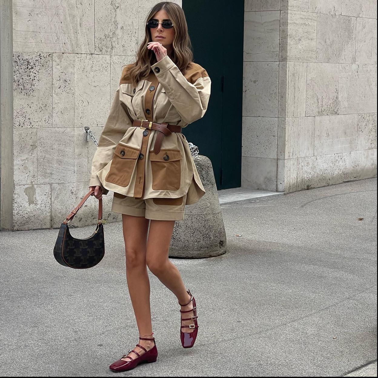 La influencer Enrica con unos zapatos de Alohas.