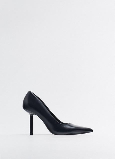 Imagen - Zapatos negros de Zara (29,99 euros)