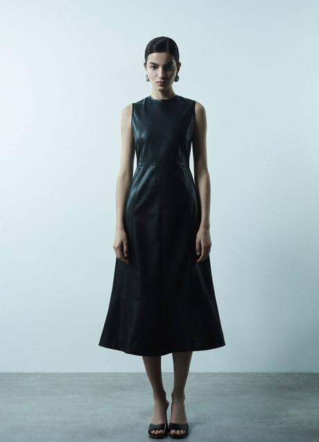 Imagen - Vestido de cuero negro con vuelo