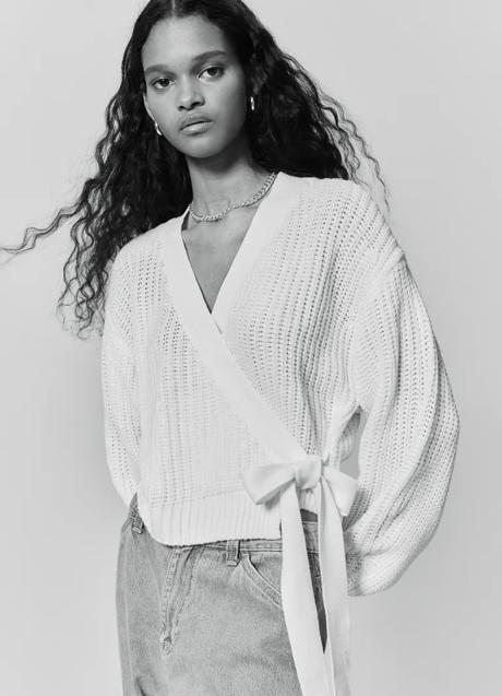 Imagen - Cárdigan cruzado de H&M (25,99 euros)