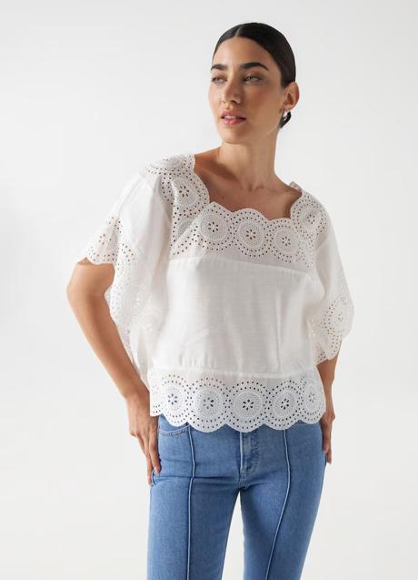 Imagen - Blusa con bordados en blanco de Salsa Jeans. Foto: El Corte Inglés.