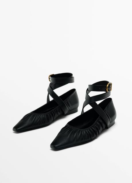 Imagen - Bailarinas con pulsera de Massimo Dutti (89,95 euros)