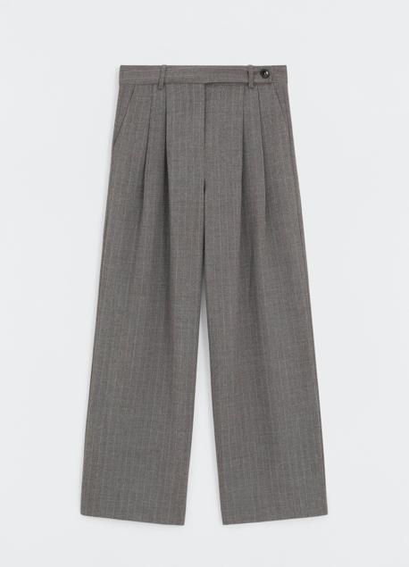 Imagen - Los pantalones de rayas diplomática de Mango.