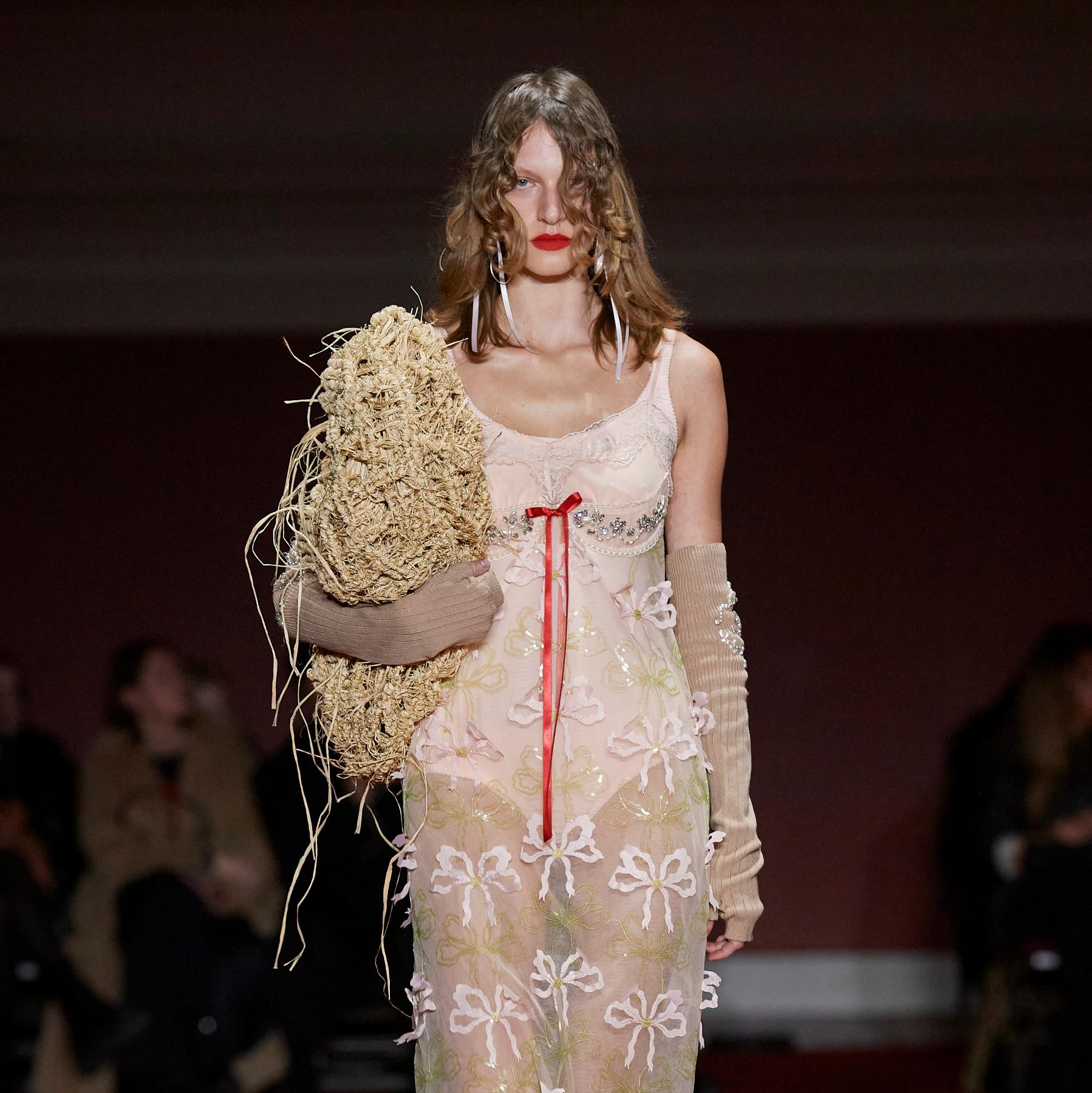 Simone Rocha diseñará la próxima colección de alta costura de Jean Paul Gaultier