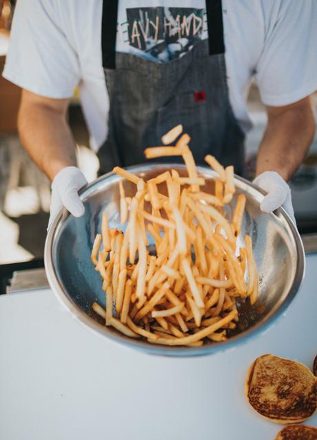 Imagen - Las patatas fritas además de un acompAñante delicioso son un peligro en Gran Bretaña. / Nathan Dumlao / UNSPLASH