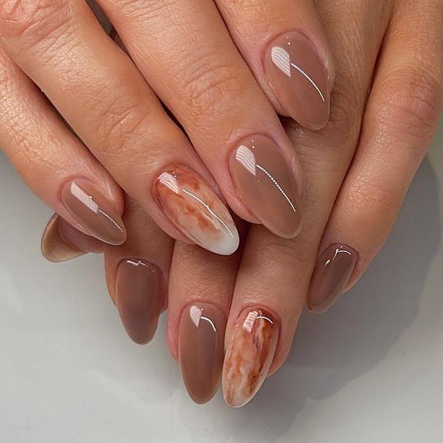 Uñas chai latte marmoladas