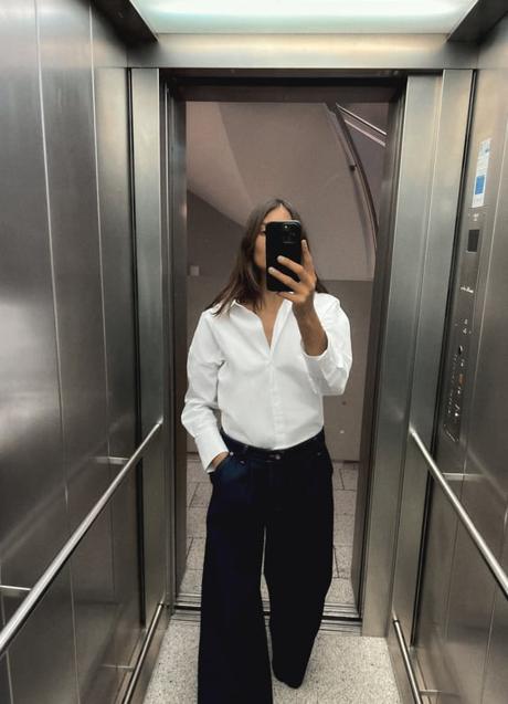 Imagen - Selfie en espejo para la nueva campaña de Zara/ZARA