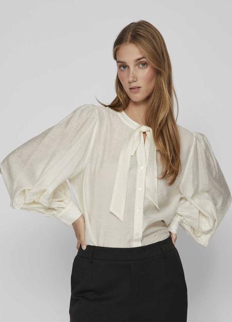 Imagen - Blusa con lazada al cuello