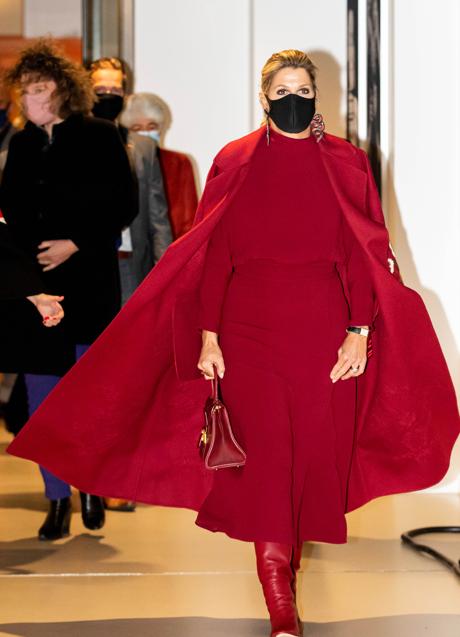 Imagen - Máxima de Holanda con vestido rojo de Massimo Dutti/GTRES