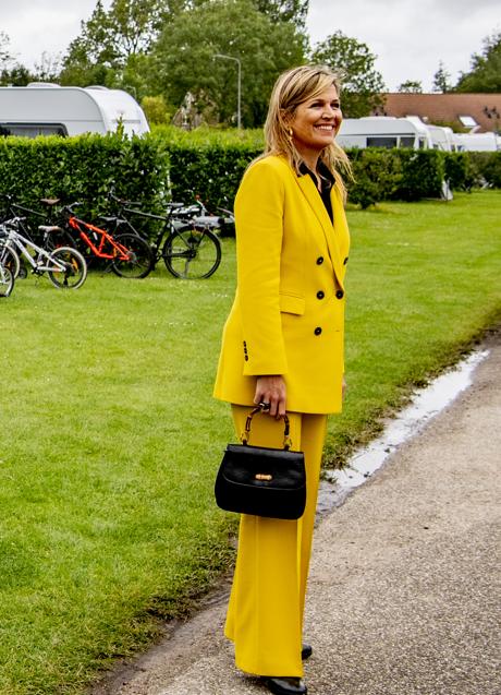 Imagen - Máxima de Holanda con traje amarillo de Zara/GTRES