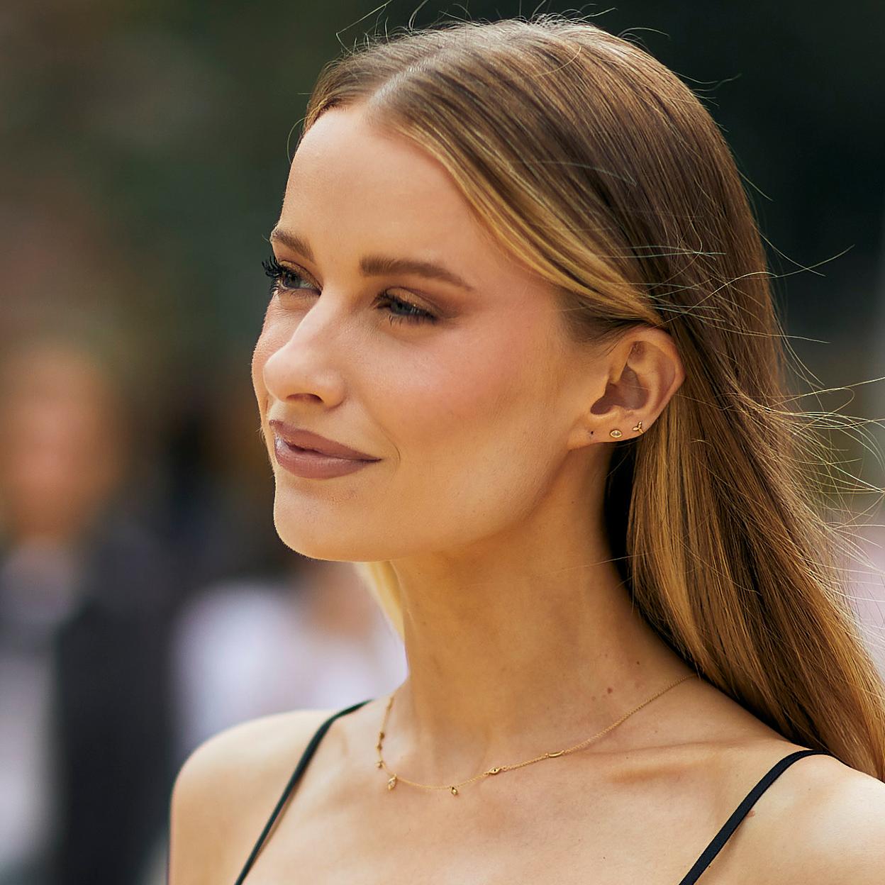 Una mujer con la piel cuidada.