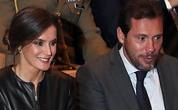 Óscar Puente junto a la reina Letizia, durante la SEMINCI de 2018.