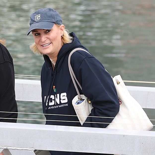 María Zurita ejerce de sobrina favorita del rey (en ausencia de la infanta Elena): quién es quién en el barco de Juan Carlos