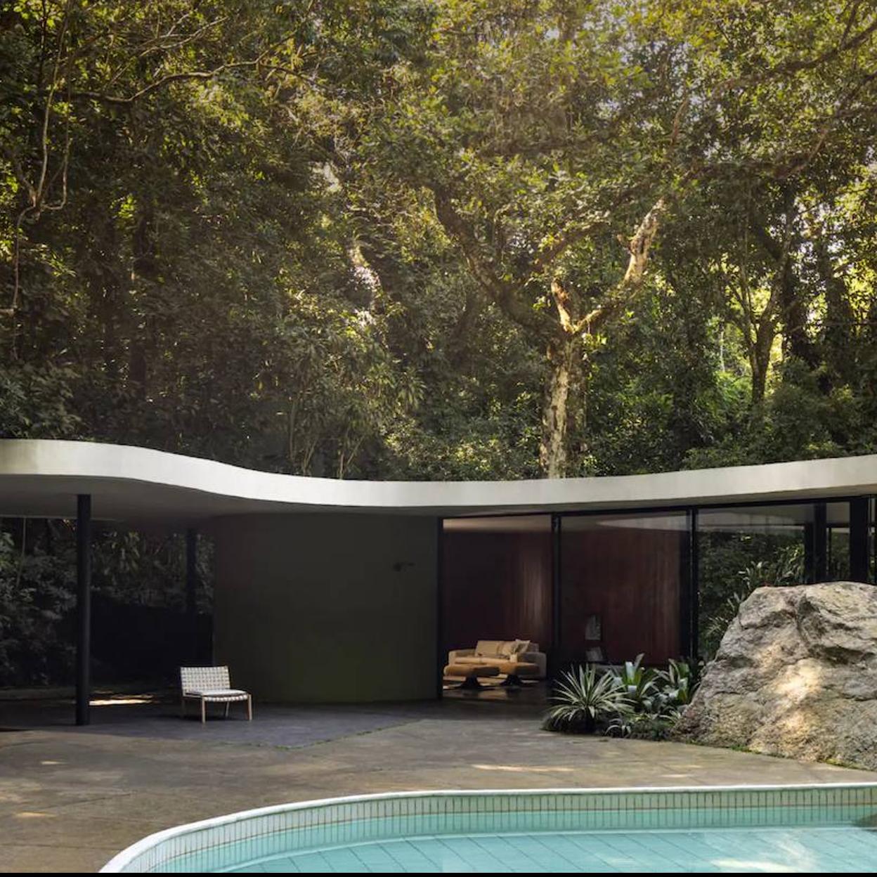 Copia la decoración de esta casa modernista con muebles de Zara Home