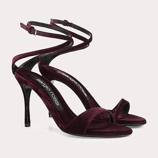 Sandalias de tacón en terciopelo de Sergio Rossi.