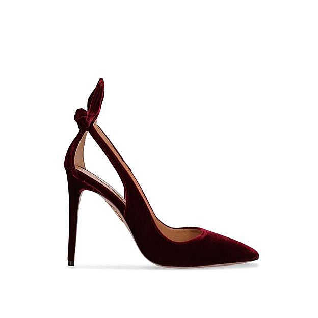 Zapatos de tacón en terciopelo de Aquazzura.