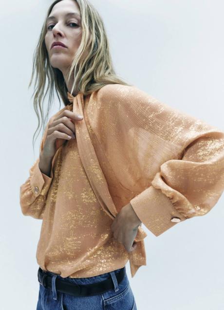 Imagen - Blusa con manga abullonada brillante