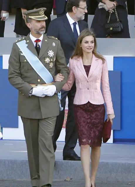 Imagen - El look de la reina Letizia en el Día de la Hispanidad 2013/GTRES