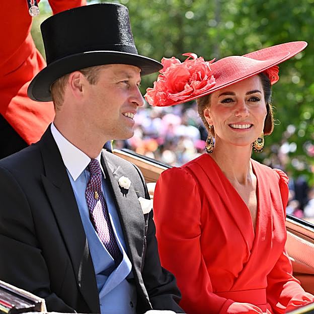 Los príncipes de Gales ven cada vez más cerca el momento de acceder al trono. 