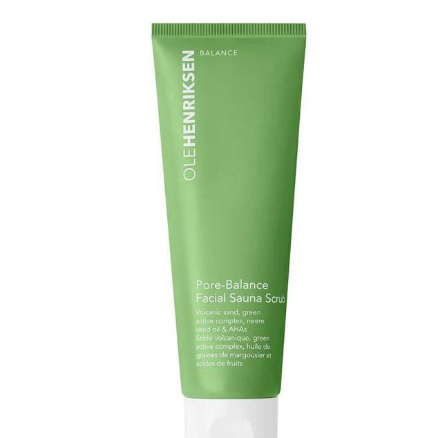 Un exfoliante inspirado en los tradicionales balnearios escandinavos. Su doble función de frío-calor combina el ácido glicólico y láctico para eliminar las células muertas. La tecnología de arena volcánica Green Fusion Complex™ (activos vegetales como los extractos de té verde, eucalipto, alga y musgo de Irlanda) junto al aceite de neem, purifica la tez, absorbe el exceso de grasa, limpia en profundidad los poros y minimiza su apariencia. Tu rostro se verá liso, suave, fresco y radiante.