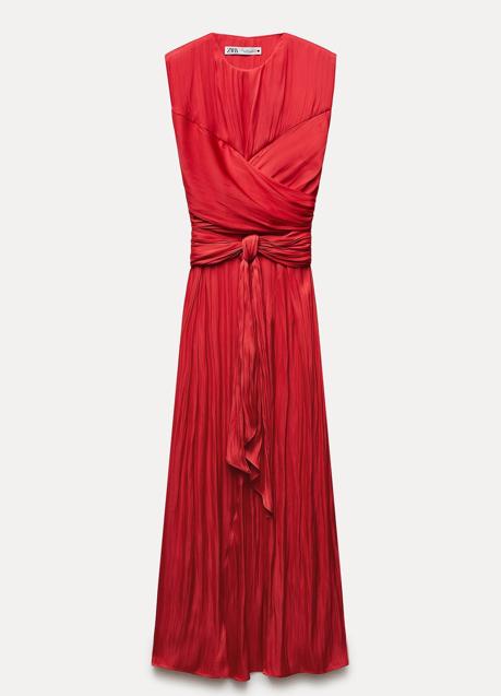 Imagen - Vestido rojo drapeado de Zara (39,95 euros)