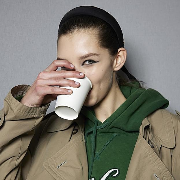 Este es el truco infalible que hará que no se te hinche la tripa después de las comidas 