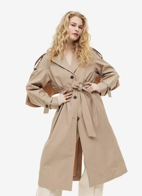 Imagen - Gabardina oversize con capa