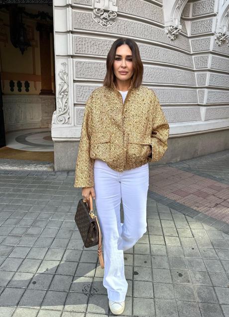Imagen - Vicky Martín Berrocal en un look de día con la bomber de Zara. / @vickymartinberrocal