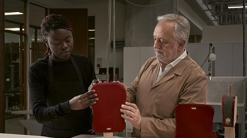 Una de las imágenes con la que Bottega Veneta anuncia su Accademia Labor et Ingenium. 