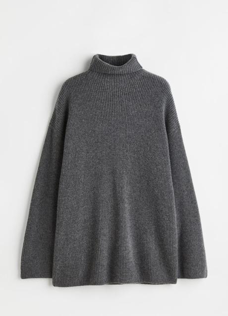 Imagen - Jersey gris oversize de cachemira de H&m. Foto: H&M