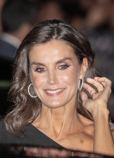 Imagen - La reina Letizia con una piel bronceada. Foto: Gtres.