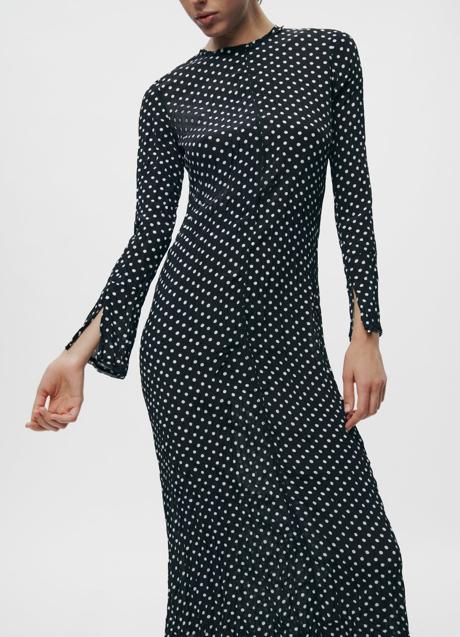 Imagen - Vestido con estampado de lunares de Zara (39,95 euros)
