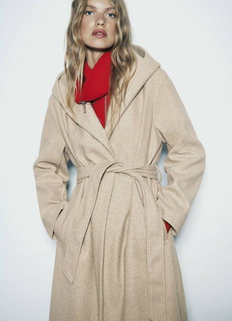 Imagen - Abrigo estilo batón con capucha