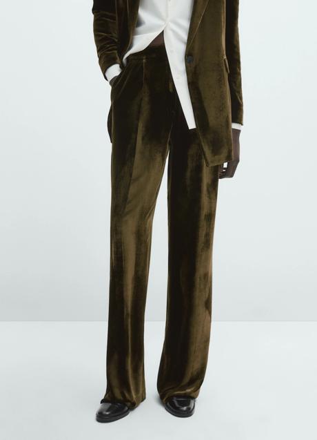 Imagen - Pantalón de terciopelo de Massimo Dutti (79,95 euros)
