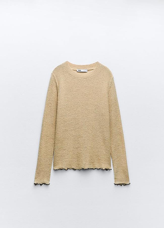 Imagen - Jersey de punto con acabados en vuelta de Zara. Foto: Zara.