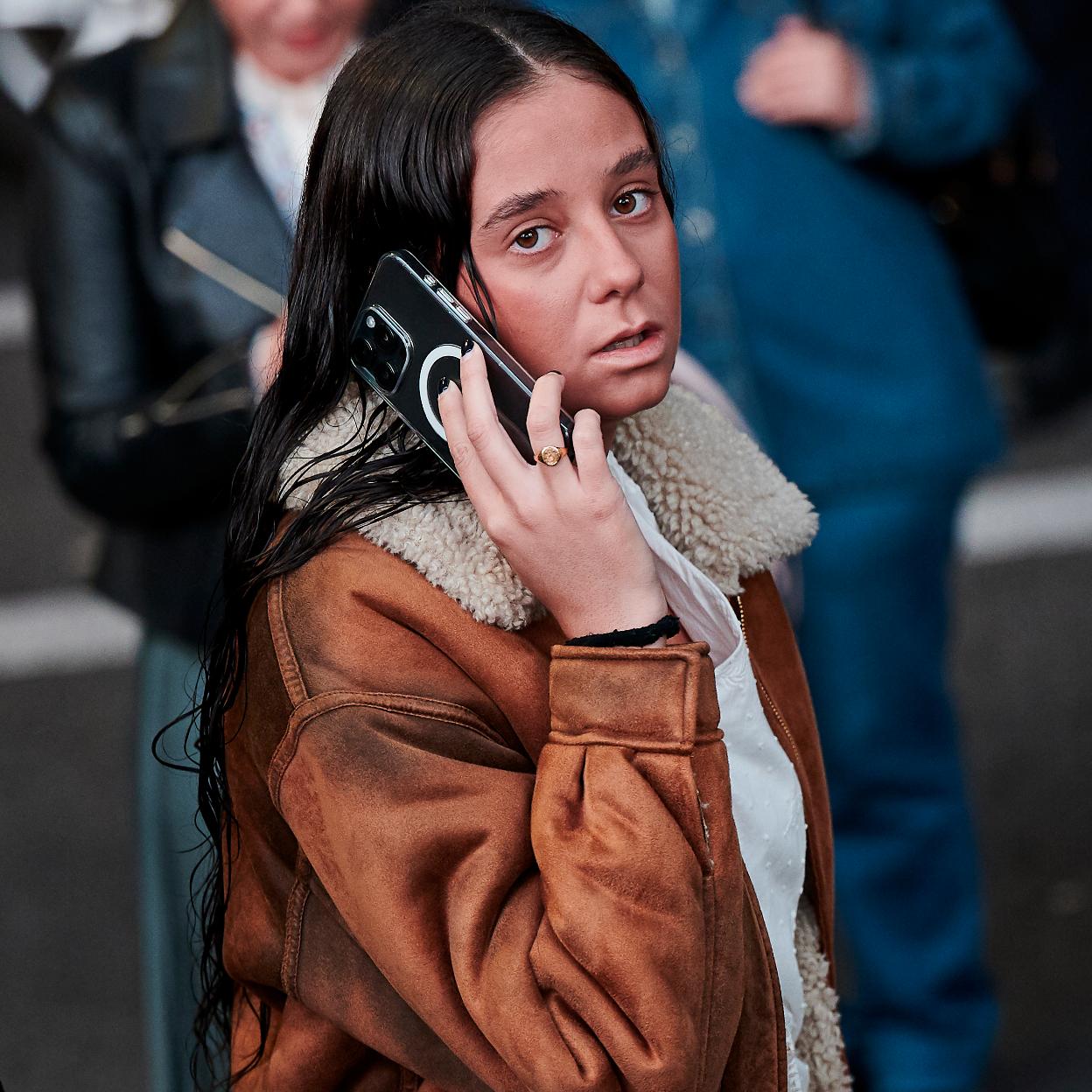 Victoria Federica ha huido a Perú junto a su amigo el torero Roca Rey para no acudir a la fiesta por el 18 cumpleaños de Leonor, donde tendría que haberse inclinado ante los reyes Felipe y Letizia. 