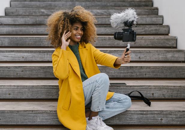 'Youtubers' en el Foro de Davos: Conoce a las mujeres activistas que divulgarán las decisiones de los líderes mundiales