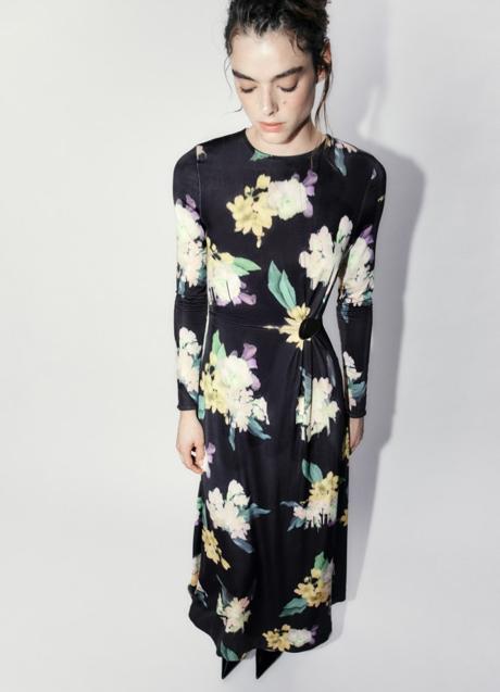 Imagen - Vestido con estampado de flores de Sfera (35,99 euros)