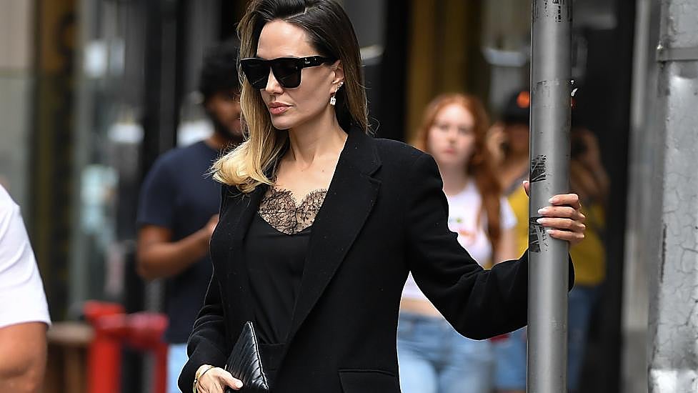 Angelina Jolie no ha tenido pareja oficial después de su traumático divorcio de Brad Pitt.