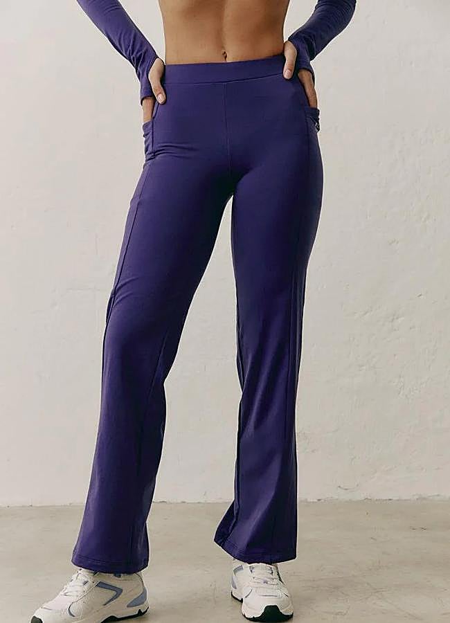 Imagen - Leggings de camal recto de Black Limba, 38 euros.