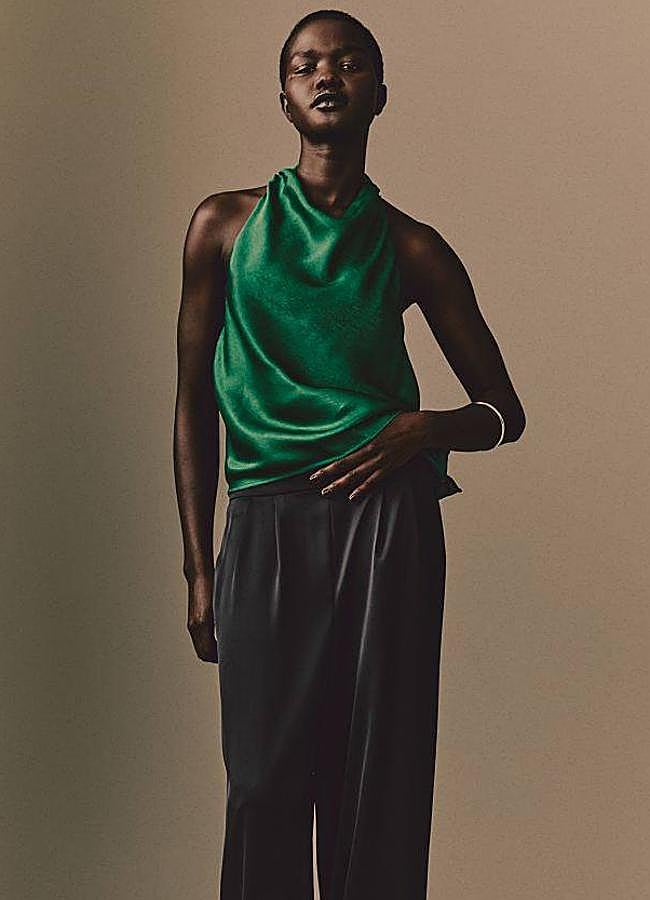 Imagen - Top halter en tejido de satén verde