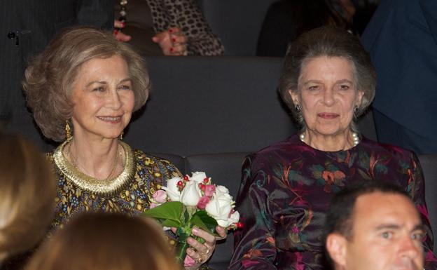 La reina Sofía, muy preocupada por la enfermedad de su hermana Irene |  Mujerhoy