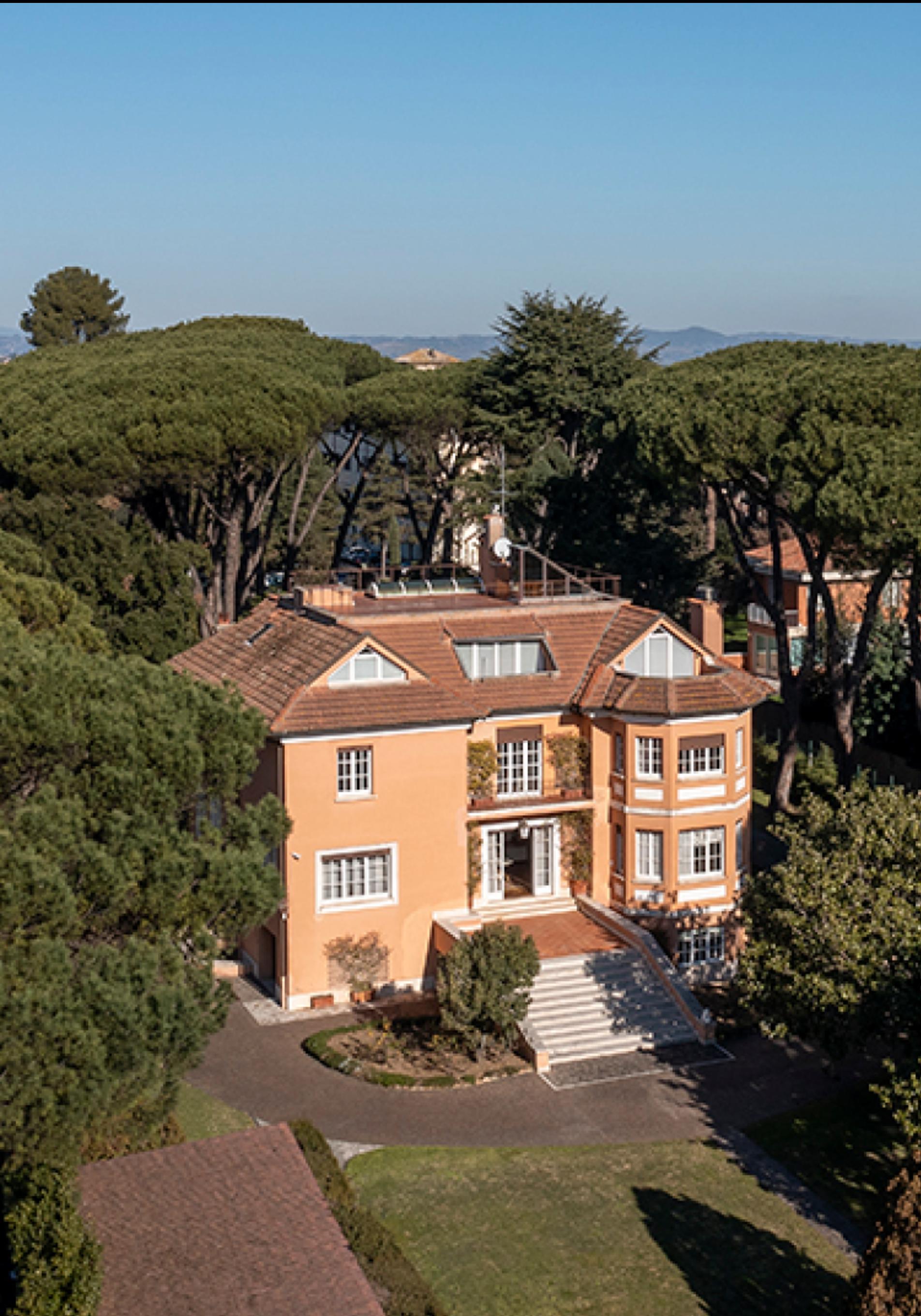 Así son las imponentes villas italianas que la familia Gucci ha puesto a la venta