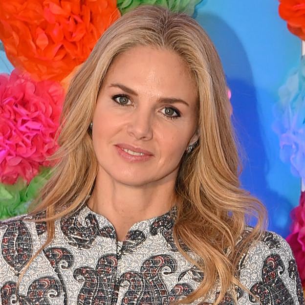 La complicada vida privada de Genoveva Casanova: el duro divorcio de sus padres, un hermanastro al que adora y una madre intelectual