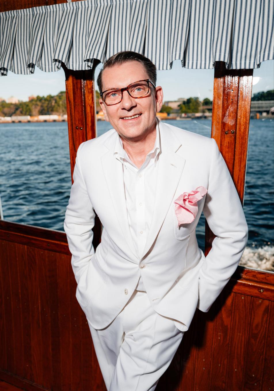 Ian Griffiths, el director creativo de Max Mara que fue punk de joven: «Siempre he hecho ropa para empoderar a la mujer»