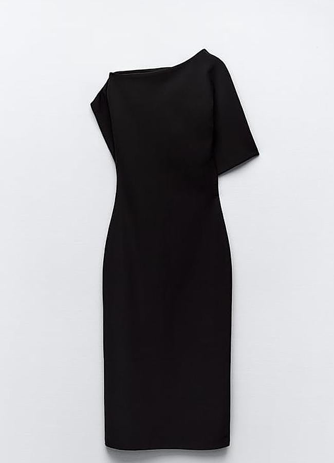 Imagen - Así es el vestido de escote asimétrico.