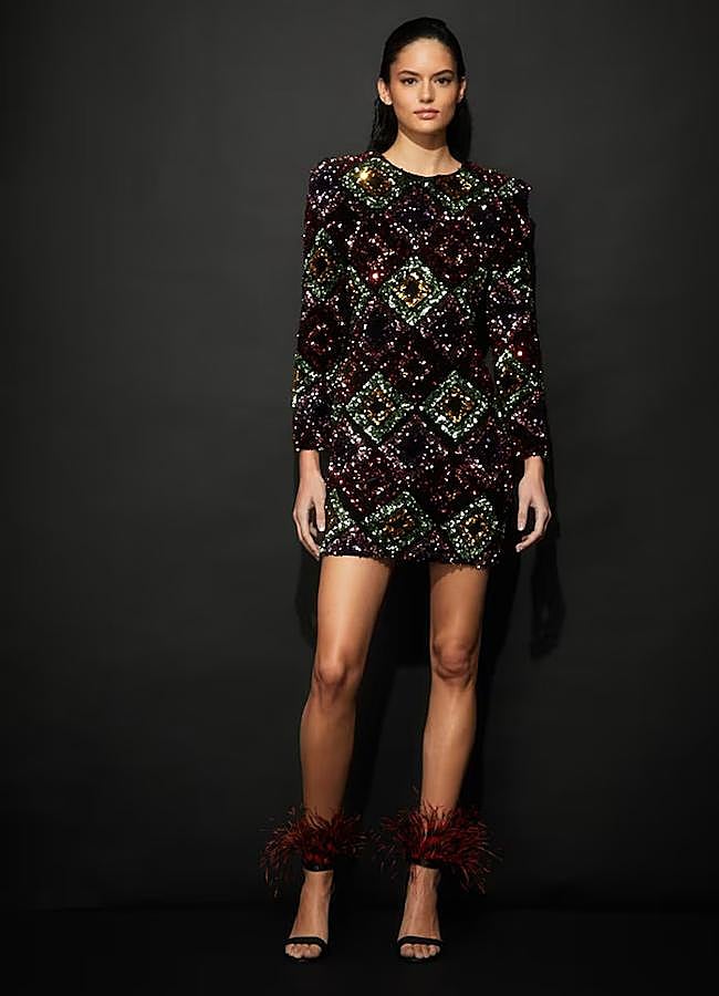 Imagen - Vestido de fiesta con estampado de rombos y lentejuelas de Sfera. Foto: Sfera.