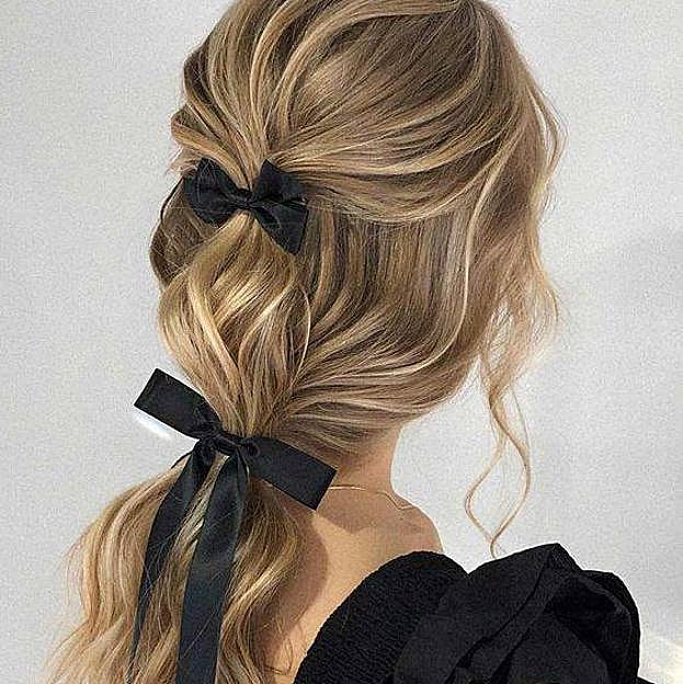 Doble coleta con lazos