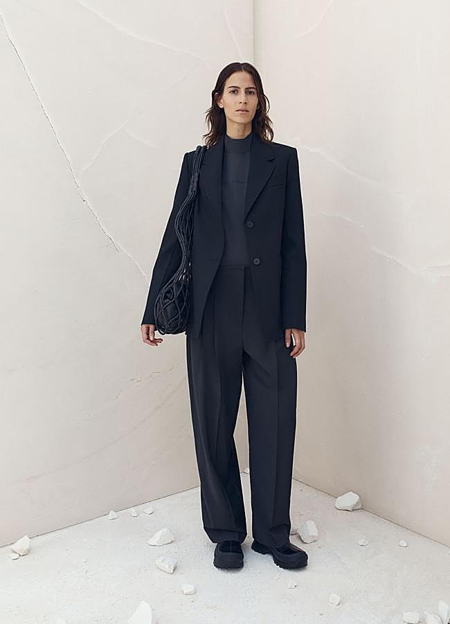 Imagen - Prendas de la nueva colaboración de Zara y Studio Nicholson. Foto: Zara.