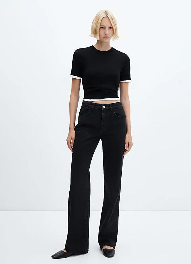 Imagen - Vaquero negro wideleg con tiro medio de Mango, 17,99 euros.